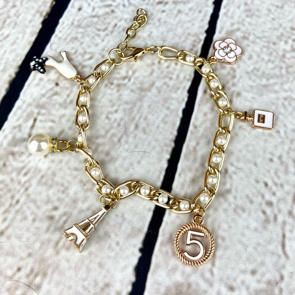 Hand Crafted Jewelry - 𝙱𝚛𝚊𝚌𝚎𝚕𝚎𝚝 𝑯𝒂𝒏𝒅𝒎𝒂𝒅𝒆